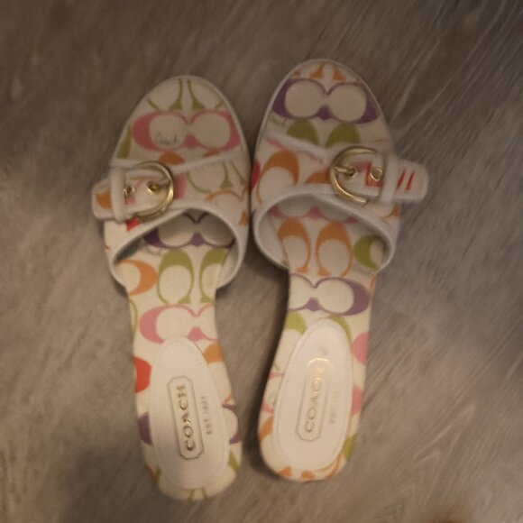 Coach Multi Color Signature Sandala - Picture 1 of 1